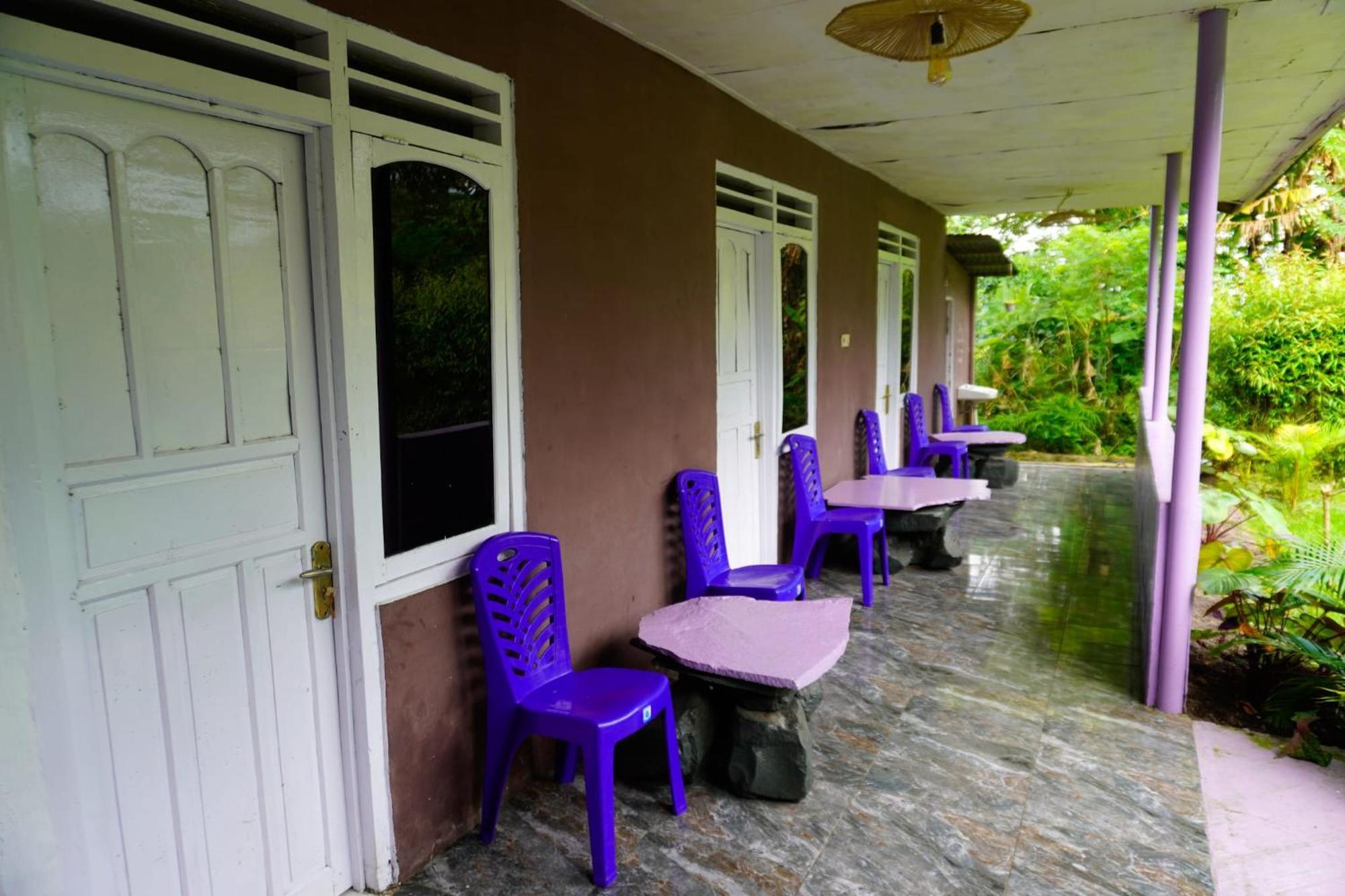 Legend Guesthouse Келимуту Экстерьер фото